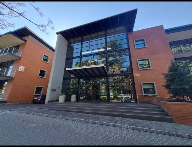 222M² OFFICE TO LET IN SANDTON CENTRAL